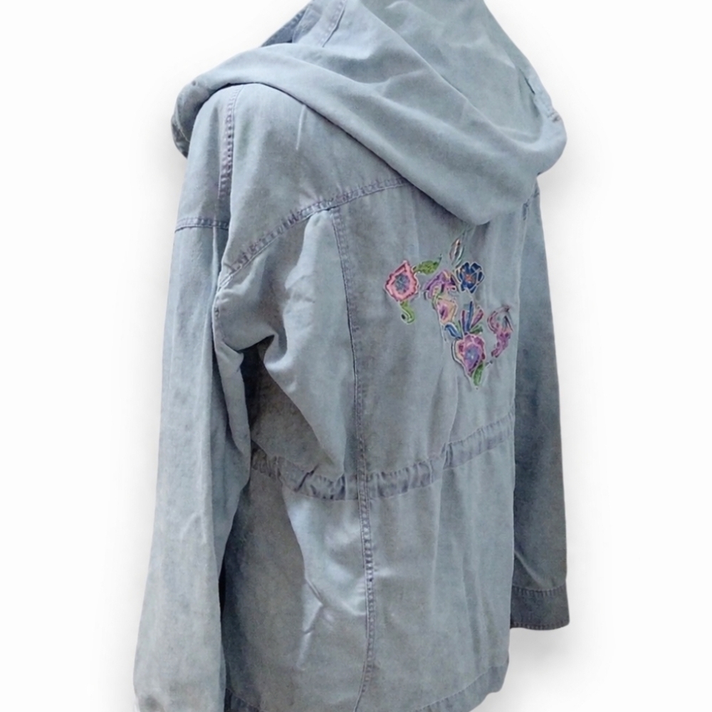 Jack By BB Dakota Lightweight Floral Hoodie Jacket| Size M  Chambray  Embroidery